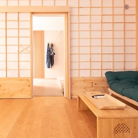 Dernier Train Pour Tokyo Apartman